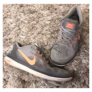 Nike Sneakers